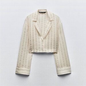 Zara Women's Cream Cropped Button Up